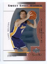 2003-04 Sweet Shot #121 Luke Walton RC (25-X308-NBALAKERS)