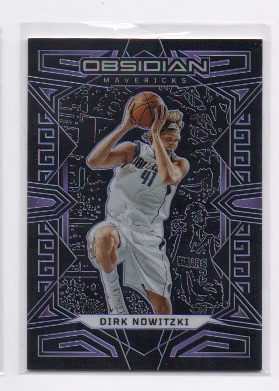 2022-23 Panini Obsidian Electric Etch Purple #143 Dirk Nowitzki (100-X178-NBAMAVERICKS)