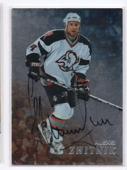 1998-99 Be A Player Autographs #166 Alexei Zhitnik (25-C13-SABRES)