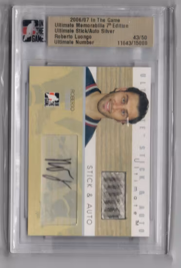 2006-07 ITG Ultimate Memorabilia Sticks Autographs #9 Roberto Luongo (500-SLABBED-CANUCKS)
