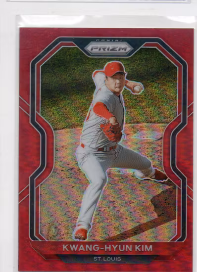 2021 Panini Prizm Prizms Red #213 Kwang-Hyun Kim (12-HH13-MLBCARDINALS)