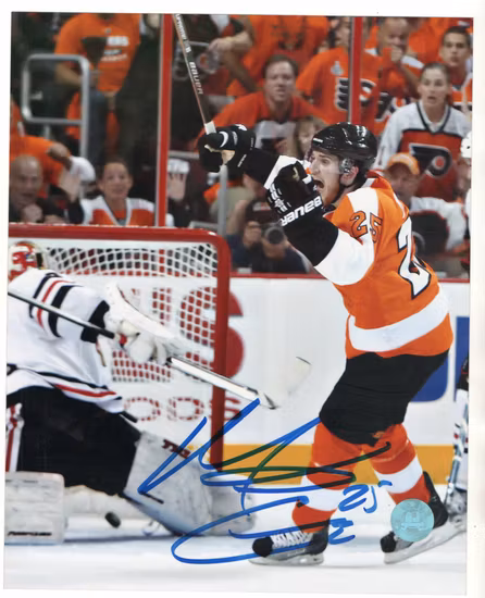 MATT CARLE - PHILADELPHIA FLYERS - SIGNED 8X10 PHOTO (AJ SPORTS STICKER)
