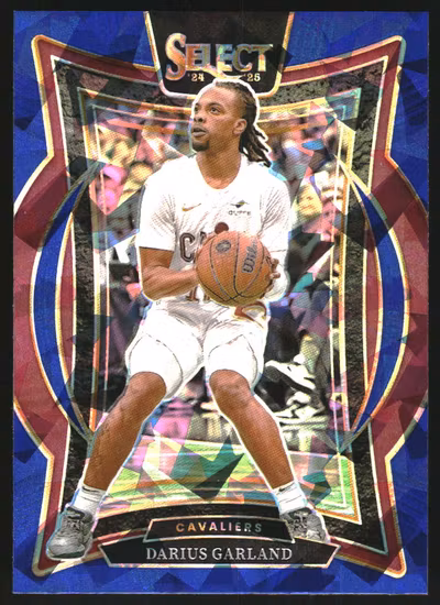 2024-25 Select Blue Cracked Ice Prizms #39 Darius Garland (15-SS10-NBACAVALIERS)