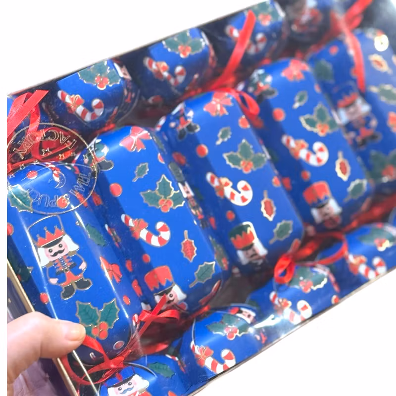 Christmas crackers, Nötknäppare