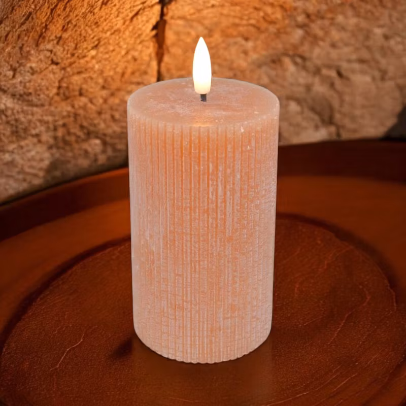 LED-ljus, räfflat Gräddkola 7 x 12 cm