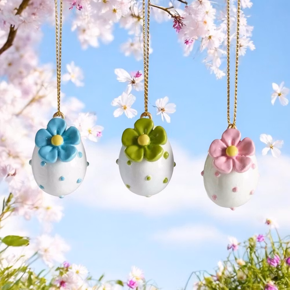Ägg att hänga, vitt med blå blomma