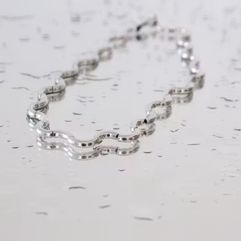Ribbon eel, halsband