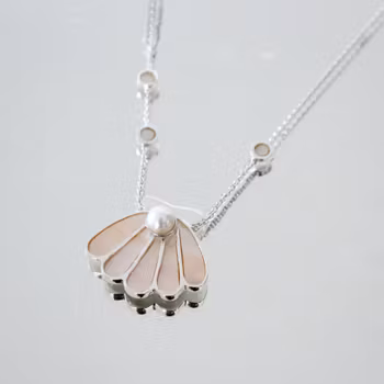 Queen scallop, halsband