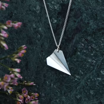 Silver Pilot, halsband