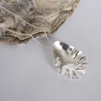Ostron, halsband