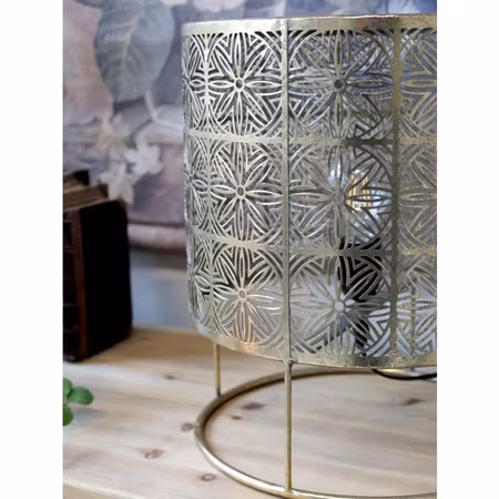 Lampa med mönster