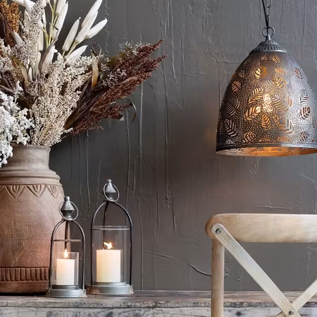 Lampa med mönster