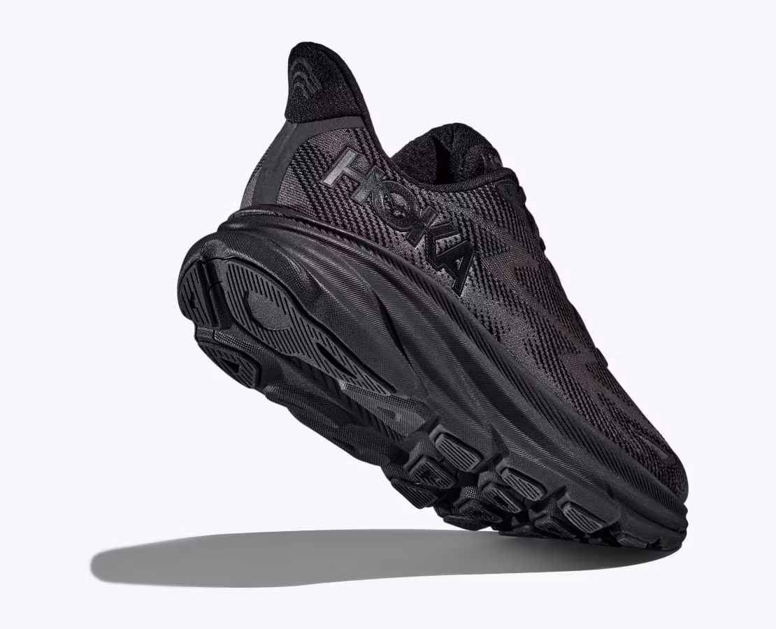 Hoka Clifton 9 Black / Black - Dam