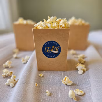 Popcornbägare & stickers, klassens namn