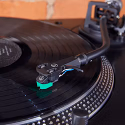 Audio-Technica AT-VM95E, Stereo pickup med elliptisk nål i VM95-serien