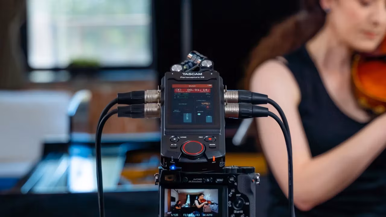 Tascam PORTACAPTURE X8 Linear PCM Recorder 6+2