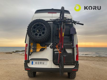 Vertikal cykelhållare för 1 cykel (Koru Solutions)