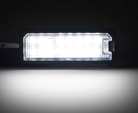 LED regskyltsbelysning VW Crafter / MAN TGE från 2016 (Litec Innovations)