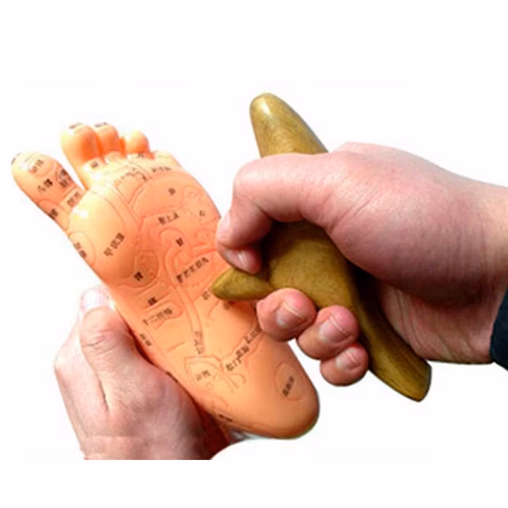 Fußmassagegeräte aus Holz