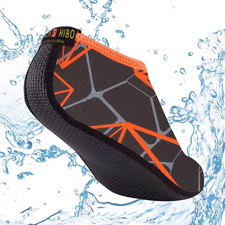 Badeschuhe (Schwarz & Rot)