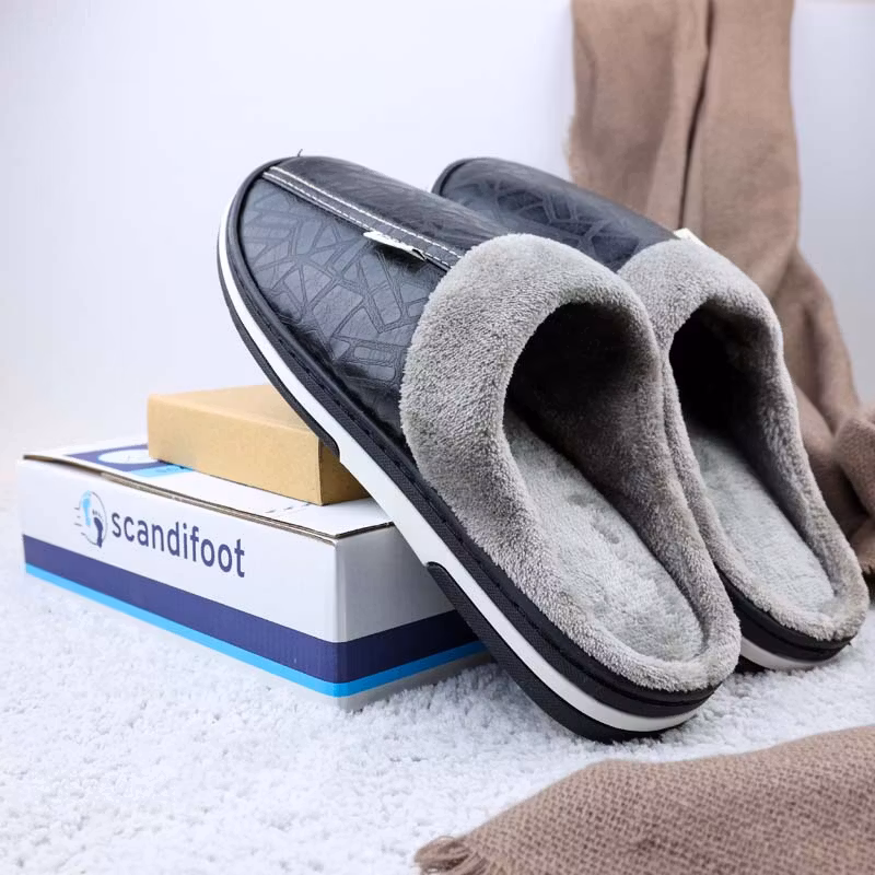 Pantoffeln (Schwarz)