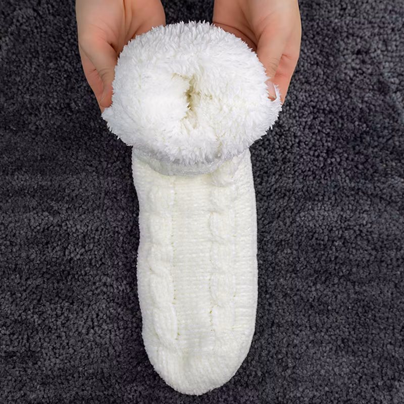 Gefütterte Socken mit Anti-Rutsch-Schutz (Weiß)