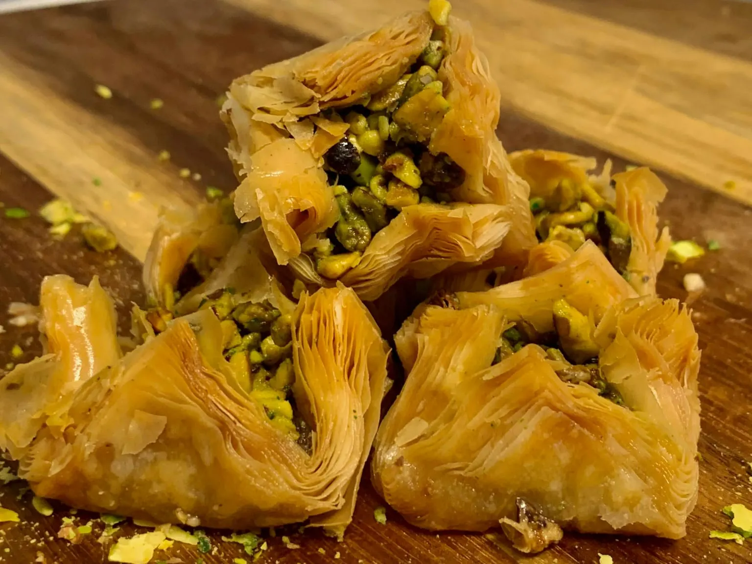 Bogaj 1kg - Al Rayyes Sweets