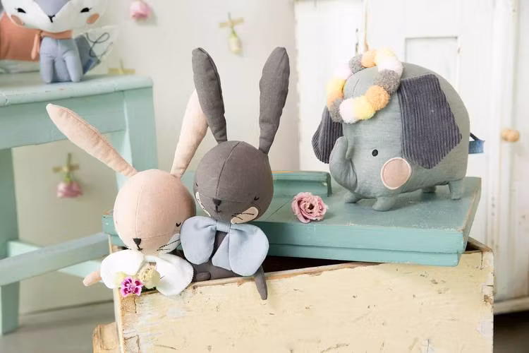 Elefant grå, Picca Loulou
