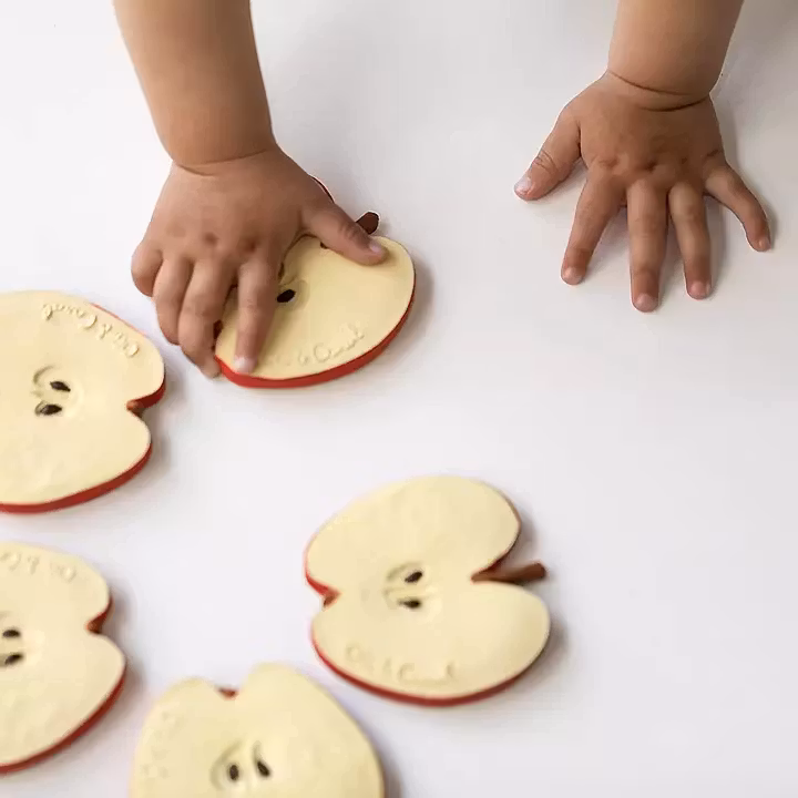 Bitleksak Äpple naturgummi