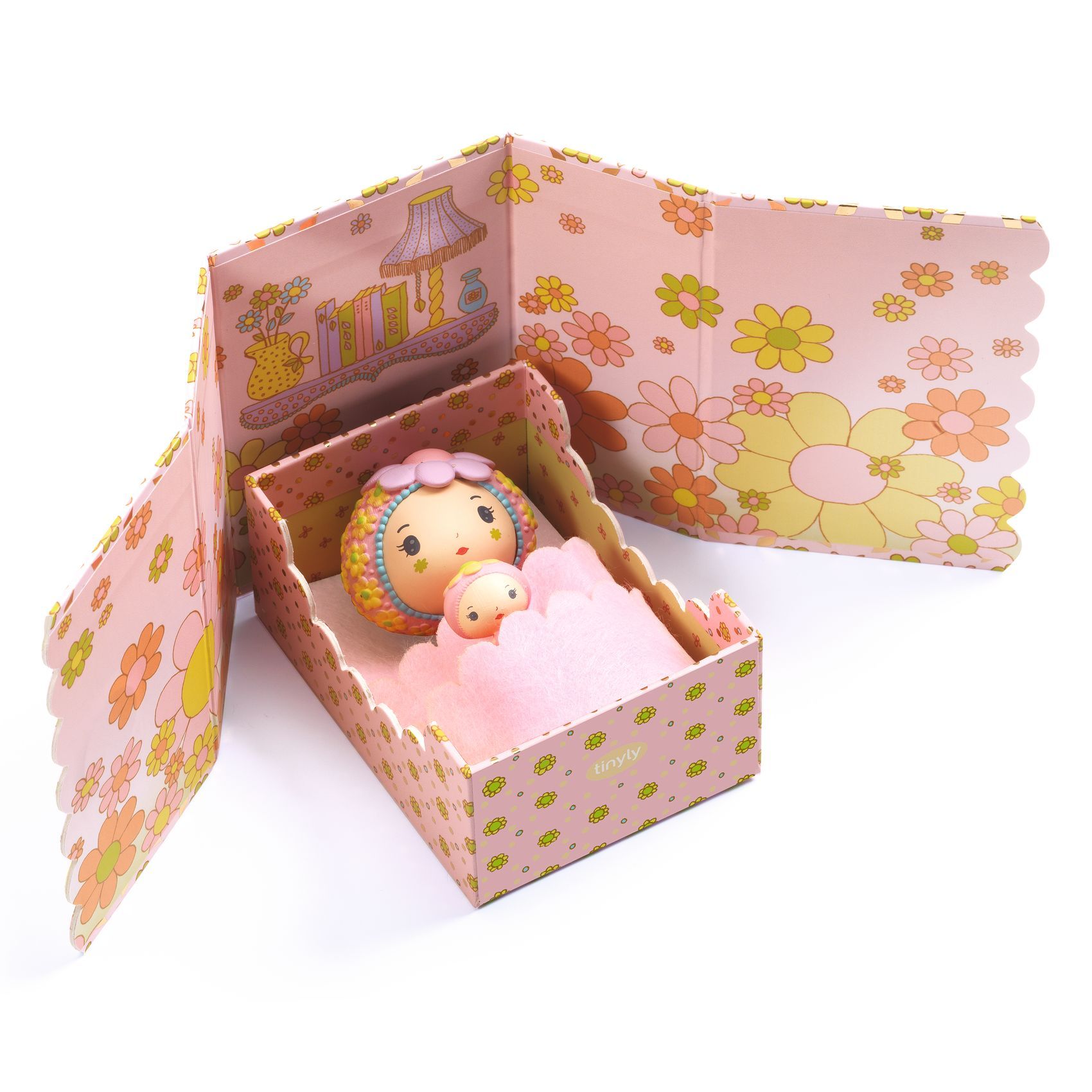 Rose Tinyroom, Tinyly