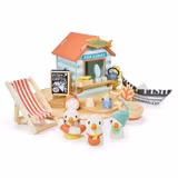 Sandy's Beach Hut, Tender Leaf