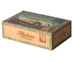 Grandma and grandpa mice in cigarbox, Maileg
