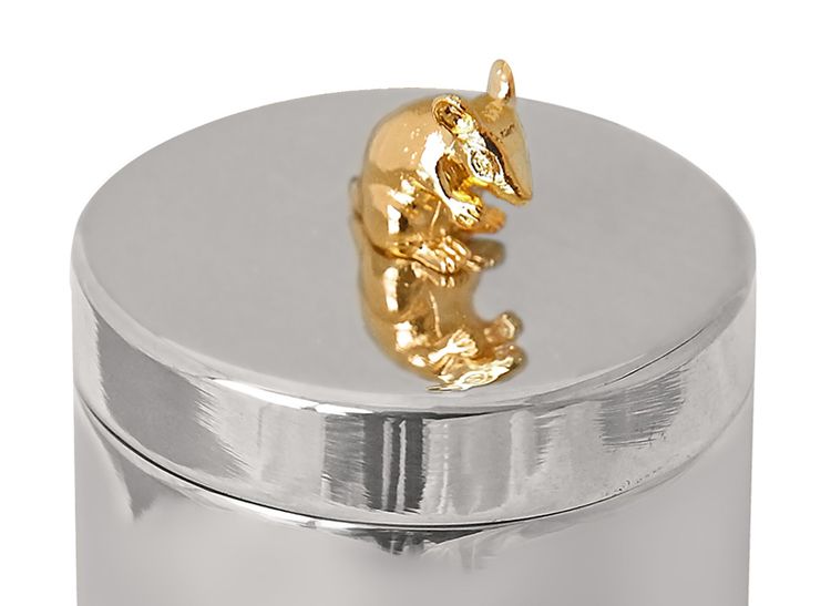 Ash in pewter, with a gilded mouse on the lid, from Munka Tenn