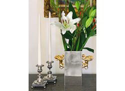 ROYAL, larger pewter vase with lion handle, from Munka Tenn