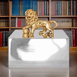 Large pewter casket with gilded lion from Munka Tenn