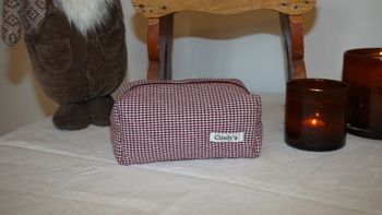 Necessär Medium - bordeaux/rutigt