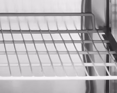 Kylbänk Counter Kitchen Line 700 Serien, 3 Dörrar 1375x700x890mm 380Liter, HENDI