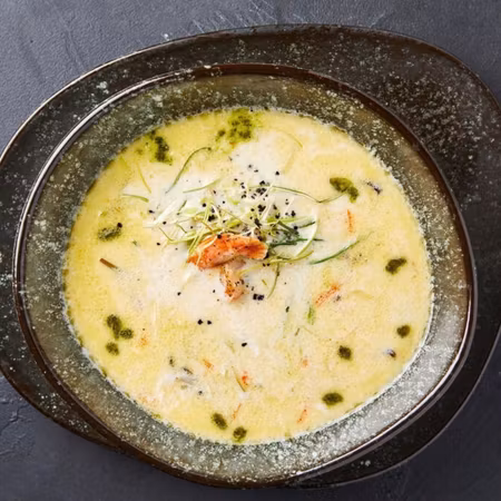 COSMOS BLACKtallrik djup, Kantig D26cm