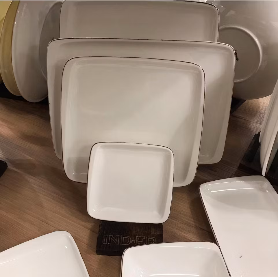 RETRO Rekt tallrik 32x30cm