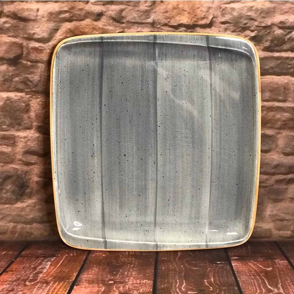 SPACE Tallrik Rekt. 32x30cm