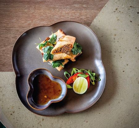 GLOIRE EAST Assiett flat 17,5x17,5cm