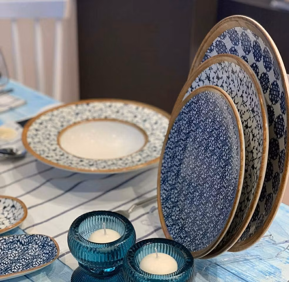 CALIF Lotus Tallrik djup Med brett bräm, D28cm