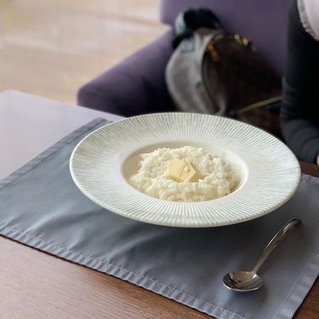 IRIS Tallrik djup med brett bräm, D28cm