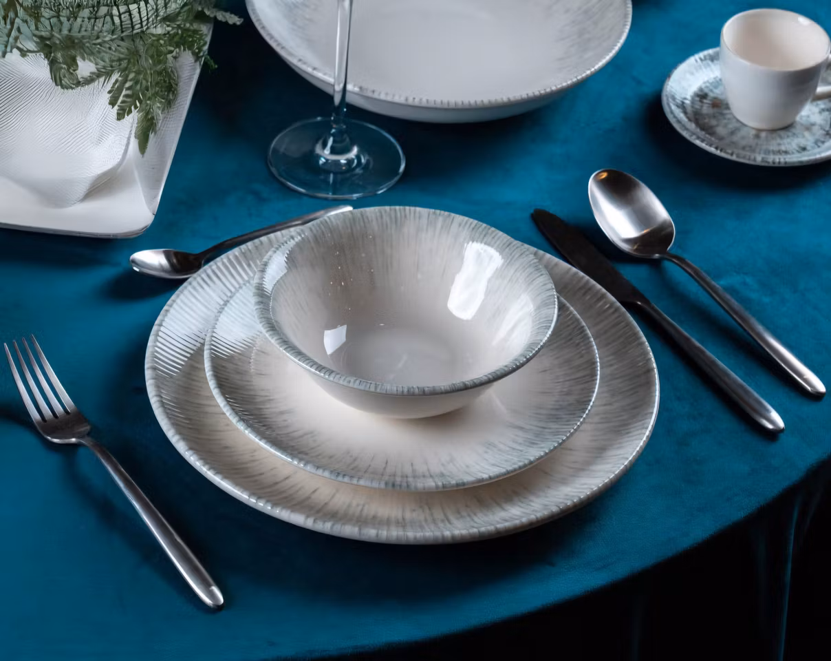 IRIS Skål D16cm 40cl