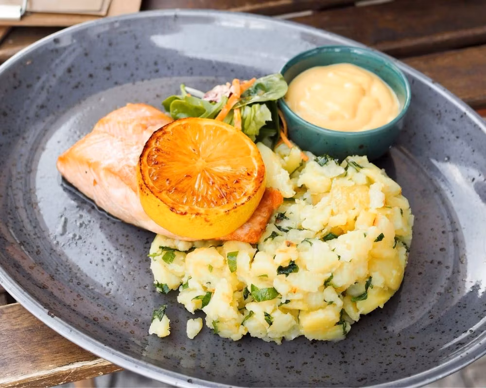 Highland - LIFESTYLE Tallrik Oval 32x25cm