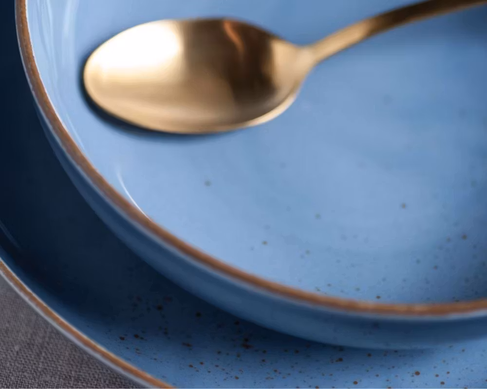 Blocho Rondo Halvdjup tallrik rund 17,5cm, Blå med prickar och rand