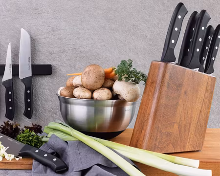 Profi knivset(5 Knivar) med träblock, PIRGE