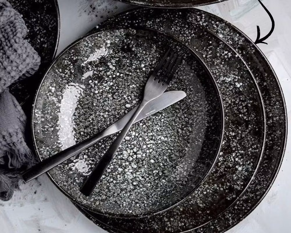 COSMOS BLACK Tallrik Gourmet flat, Rund D27cm