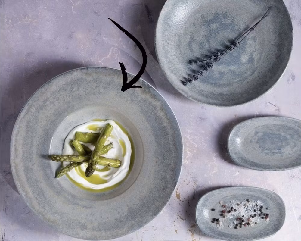 OMNIA Tallrik djup med brett bräm, D28cm