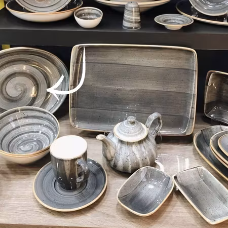 SPACE Oval tallrik 36x28cm